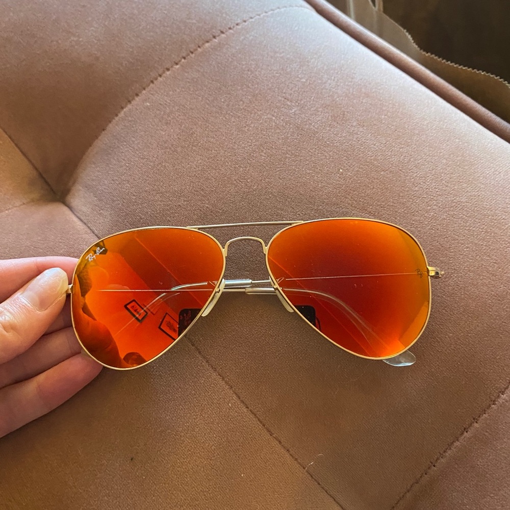 Mirrored Ray Ban Aviators